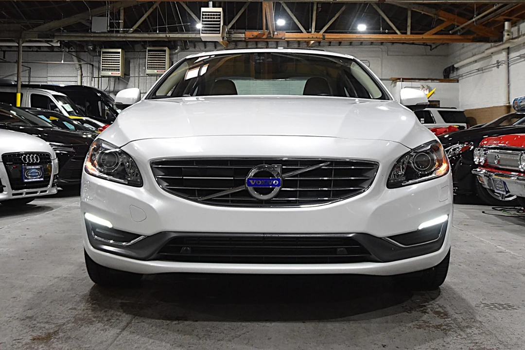 2016 Volvo S60 2nd Gen - Image 2 of 12