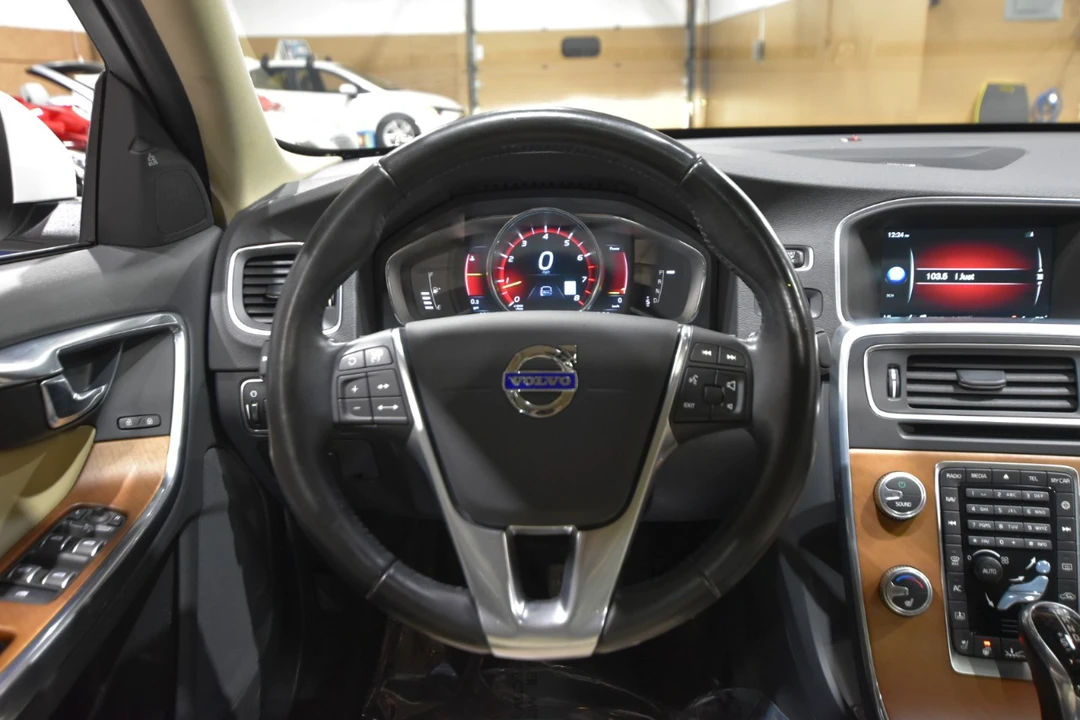 2016 Volvo S60 2nd Gen - Image 18 of 21
