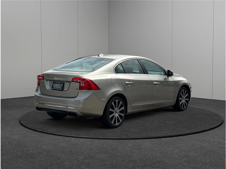 2016 Volvo S60 2nd Gen - Image 9 of 21