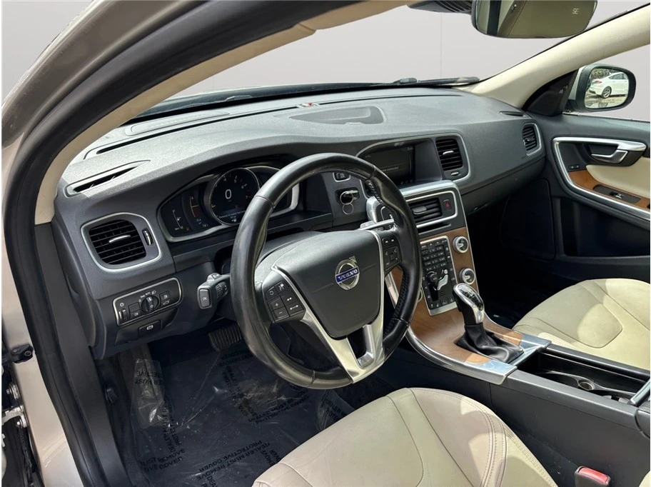 2016 Volvo S60 2nd Gen - Image 6 of 21