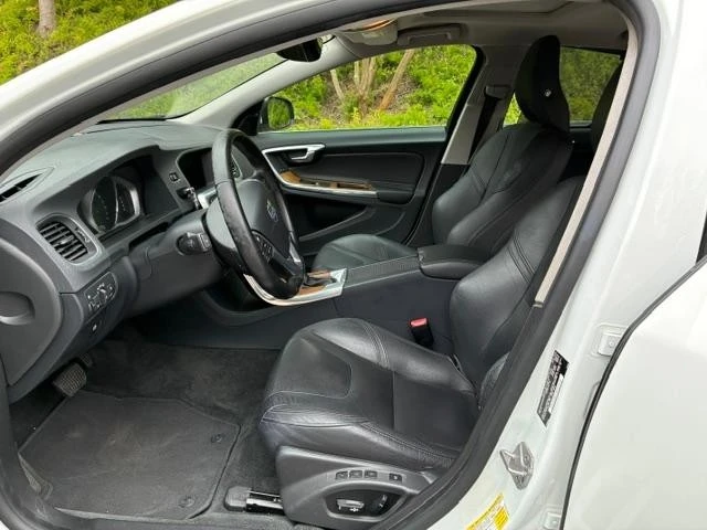 2016 Volvo S60 2nd Gen - Image 10 of 21