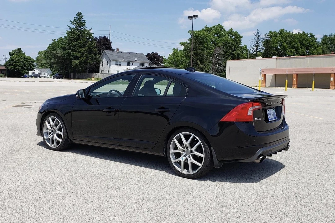 2016 Volvo S60 2nd Gen - Image 6 of 16