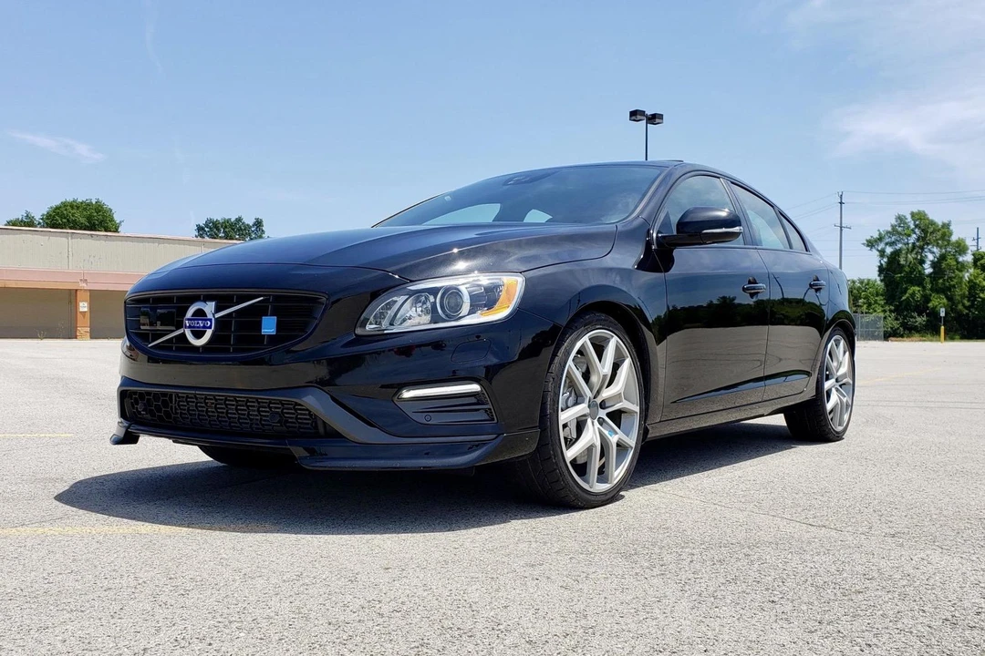 2016 Volvo S60 2nd Gen - Image 4 of 16