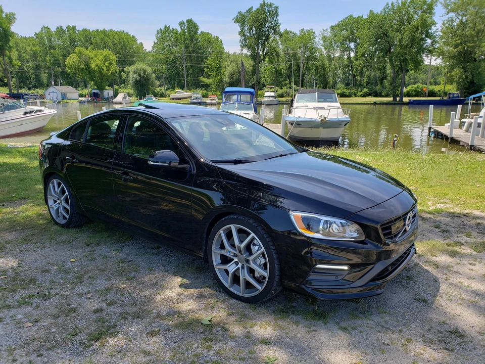 2016 Volvo S60 2nd Gen - Image 2 of 16