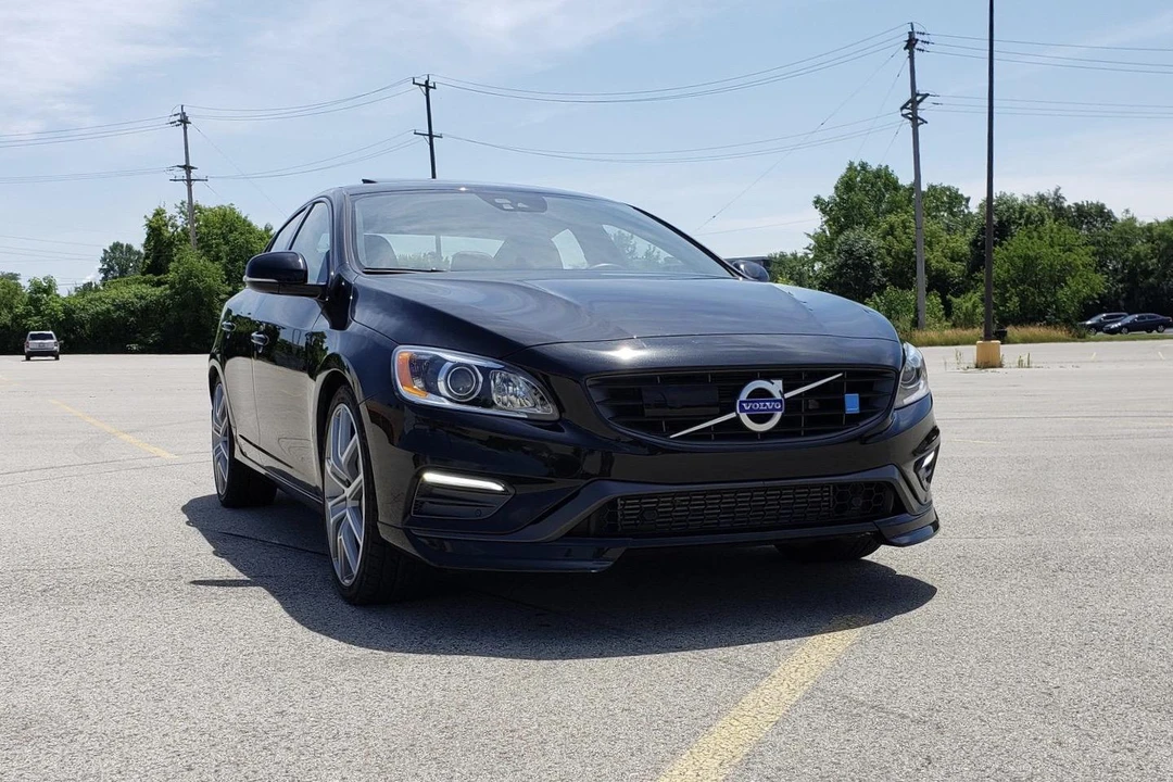 2016 Volvo S60 2nd Gen - Image 14 of 16