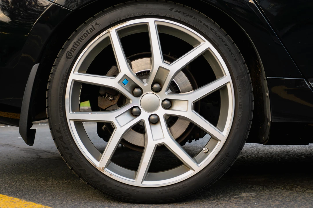 2016 Volvo S60 2nd Gen - Image 17 of 31