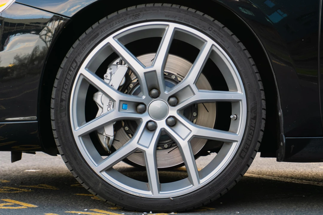 2016 Volvo S60 2nd Gen - Image 15 of 31