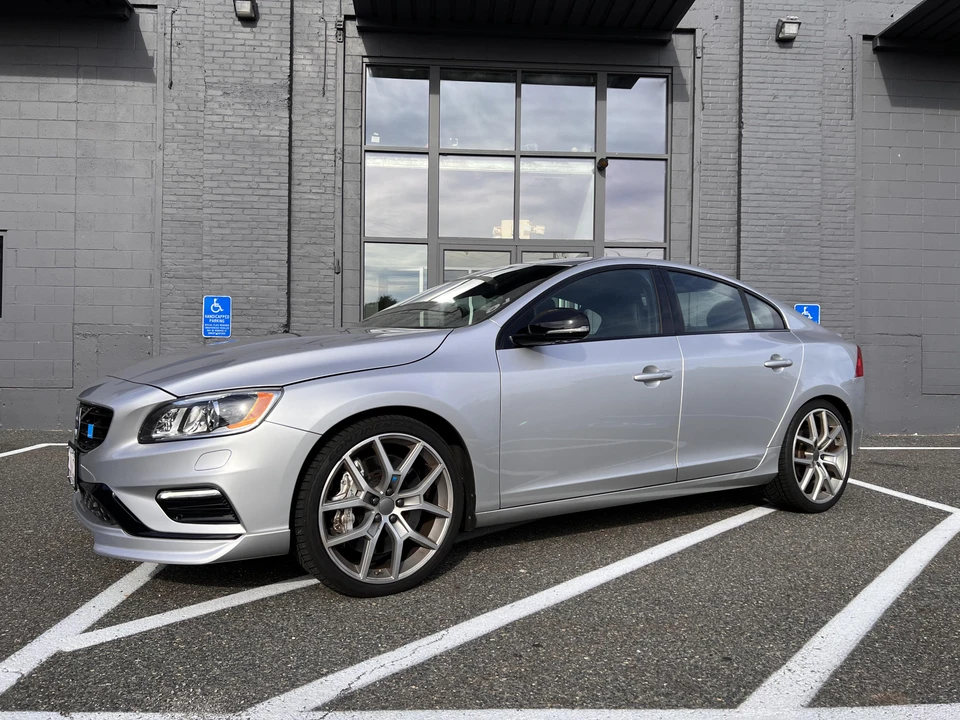 2016 Volvo S60 2nd Gen - Image 8 of 31