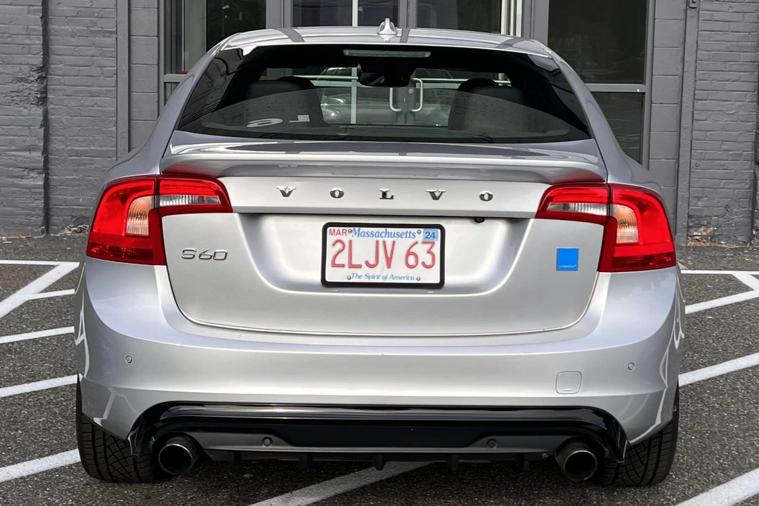2016 Volvo S60 2nd Gen - Image 5 of 31