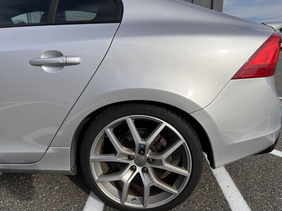 2016 Volvo S60 2nd Gen - Image 27 of 31