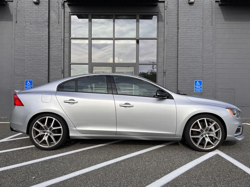 2016 Volvo S60 2nd Gen - Image 18 of 31