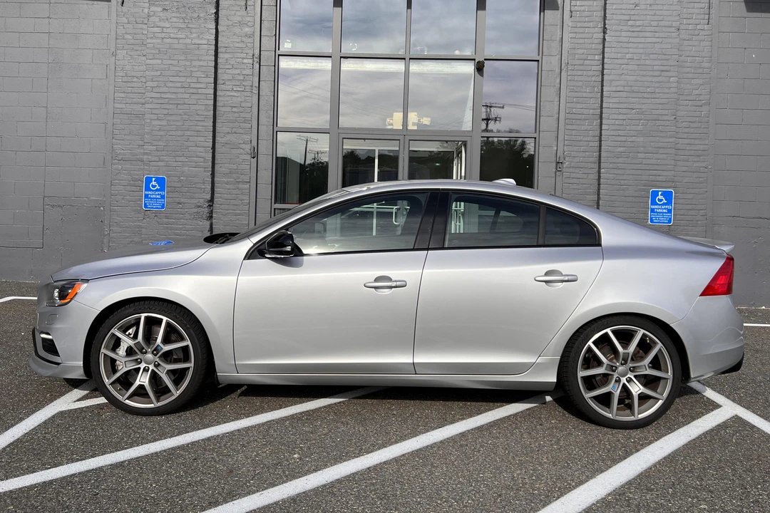 2016 Volvo S60 2nd Gen - Image 3 of 31