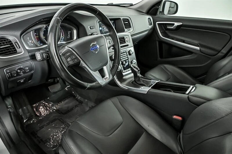 2016 Volvo S60 2nd Gen - Image 14 of 27