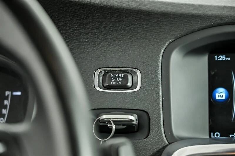 2016 Volvo S60 2nd Gen - Image 22 of 27