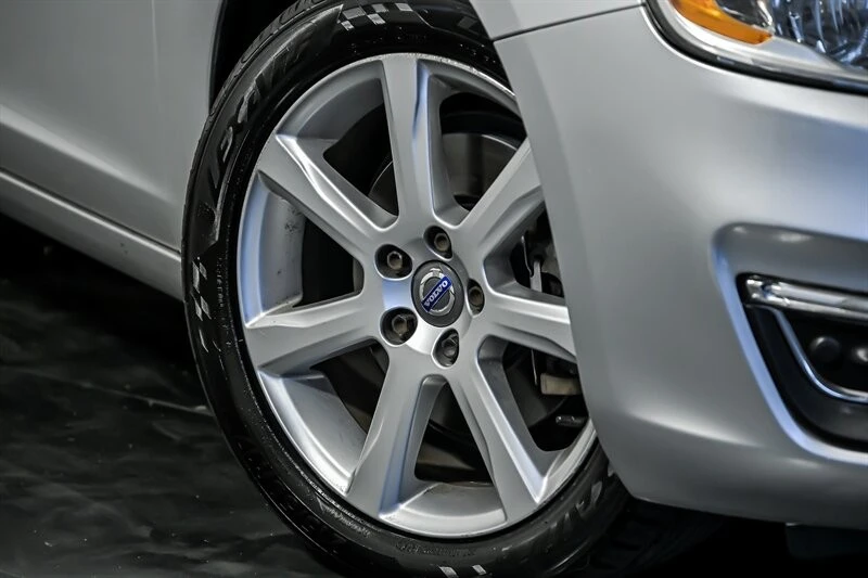 2016 Volvo S60 2nd Gen - Image 3 of 27
