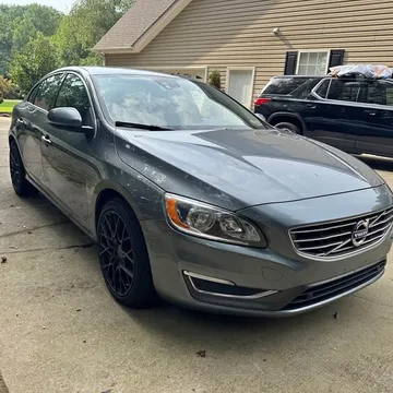 2016 Volvo S60 T5 Inscription Platinum Sedan 4D