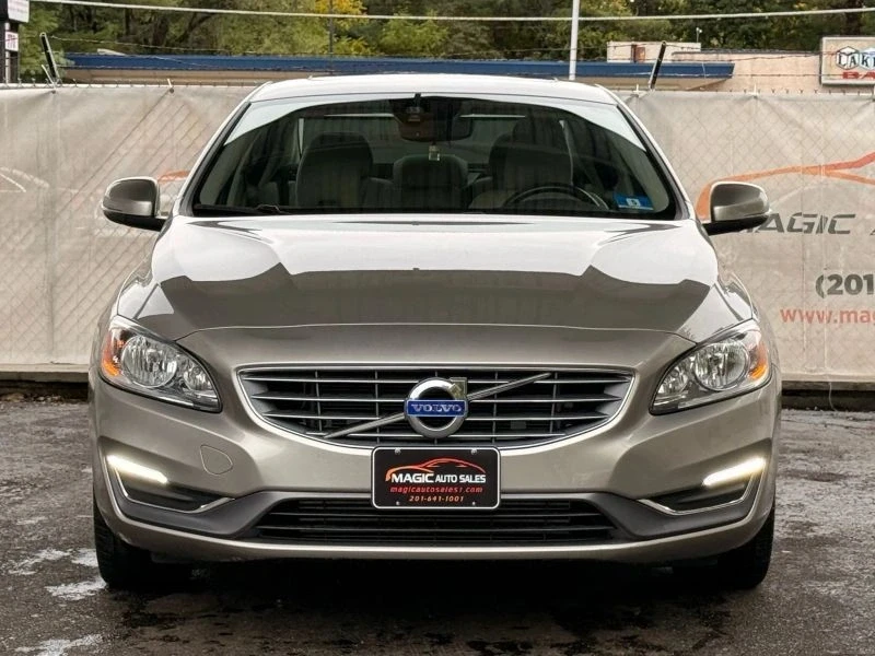 2016 Volvo S60 2nd Gen - Image 5 of 12