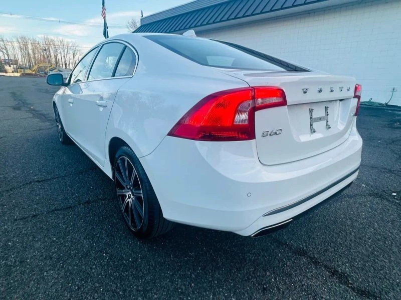 2016 Volvo S60 2nd Gen - Image 8 of 12