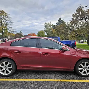 2016 Volvo S60 T5 Inscription Premier Sedan 4D