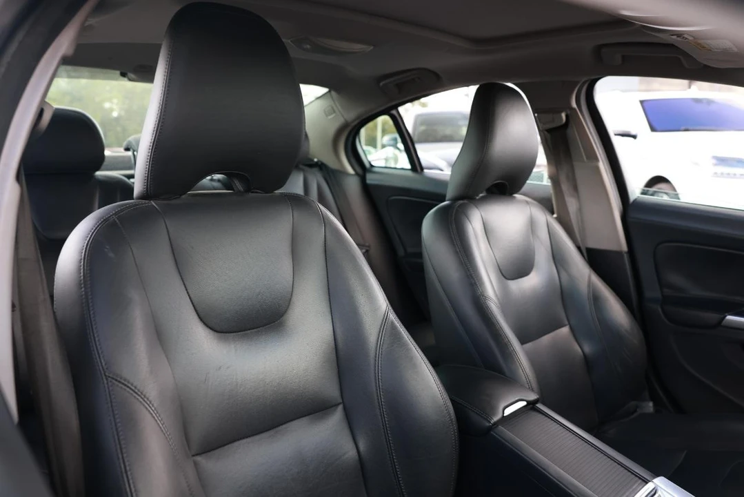2016 Volvo S60 2nd Gen - Image 16 of 21