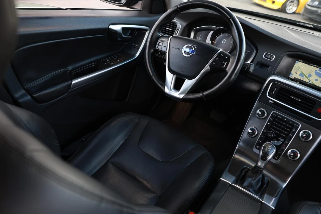 2016 Volvo S60 2nd Gen - Image 20 of 21