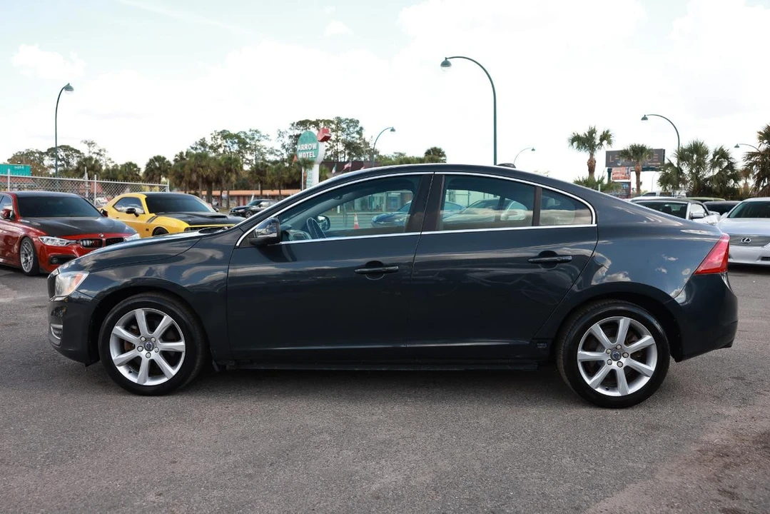 2016 Volvo S60 2nd Gen - Image 3 of 12