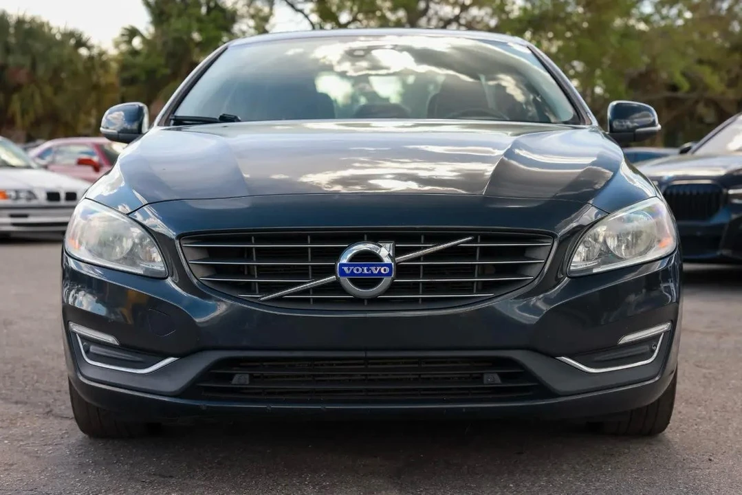 2016 Volvo S60 2nd Gen - Image 17 of 21
