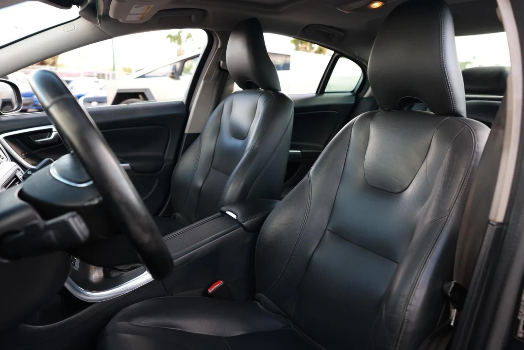 2016 Volvo S60 2nd Gen - Image 6 of 12