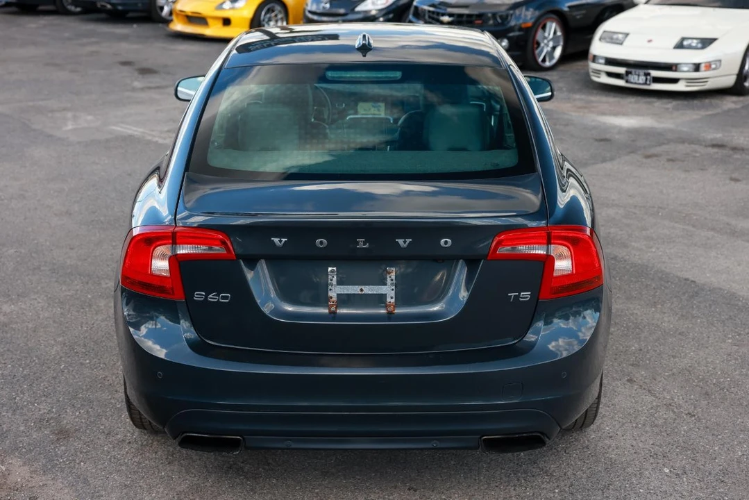2016 Volvo S60 2nd Gen - Image 9 of 21