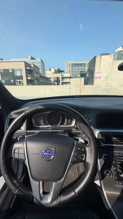 2016 Volvo S60 2nd Gen - Image 7 of 7