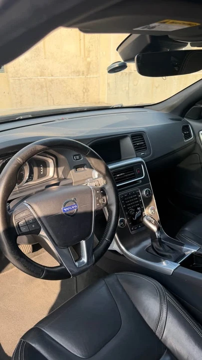 2016 Volvo S60 2nd Gen - Image 3 of 7