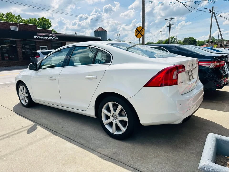 2016 Volvo S60 2nd Gen - Image 13 of 14