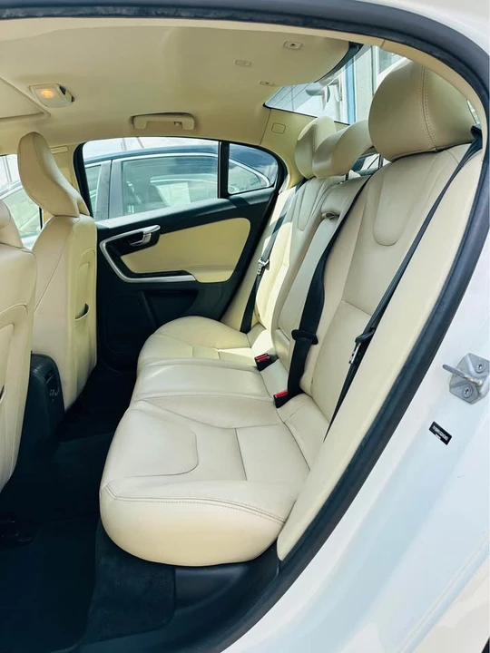 2016 Volvo S60 2nd Gen - Image 11 of 14