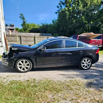2016 Volvo S60 T5 Premier Sedan 4D