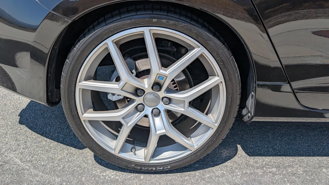 2016 Volvo S60 2nd Gen - Image 29 of 31