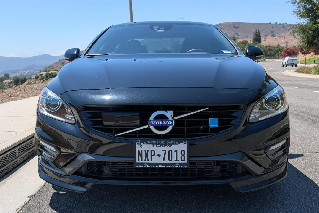 2016 Volvo S60 2nd Gen - Image 2 of 31