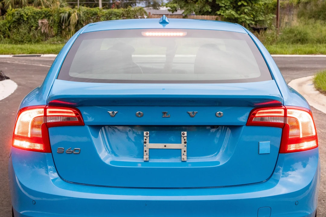 2016 Volvo S60 2nd Gen - Image 11 of 31