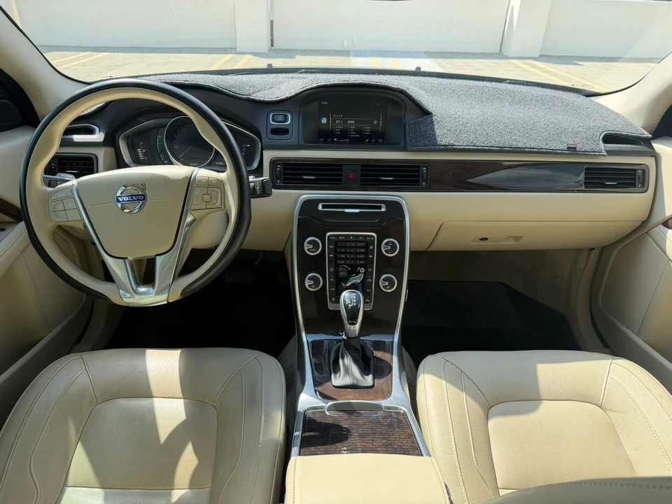 2016 Volvo S80 2nd Gen - Image 12 of 21