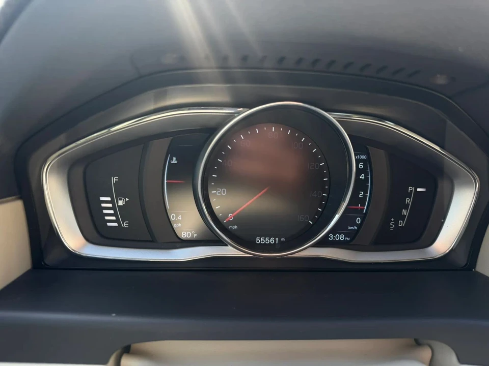 2016 Volvo S80 2nd Gen - Image 14 of 21