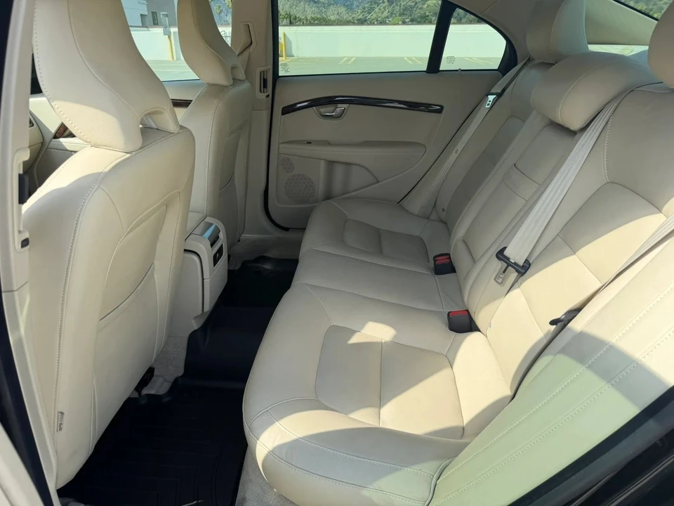 2016 Volvo S80 2nd Gen - Image 11 of 21