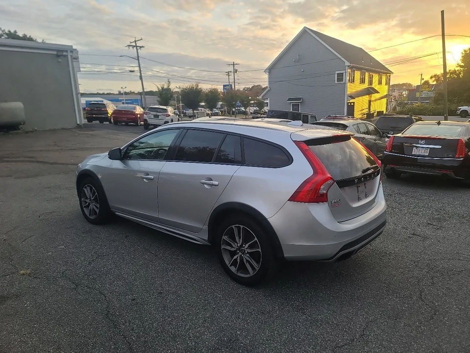 2016 Volvo V60 1st Gen - Image 5 of 21
