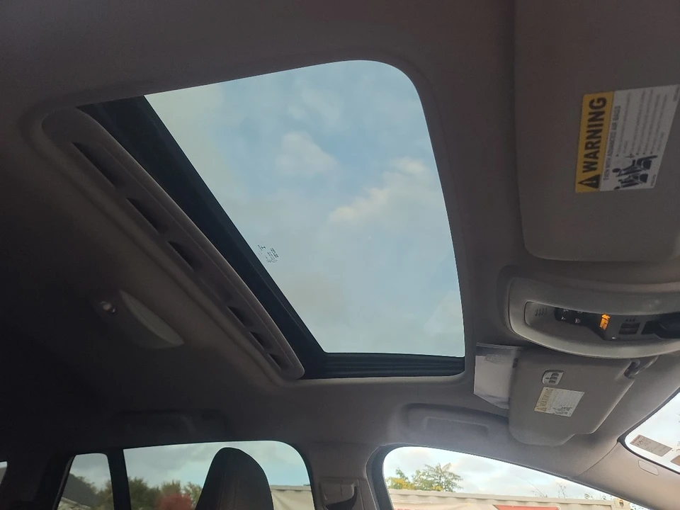 2016 Volvo V60 1st Gen - Image 20 of 21