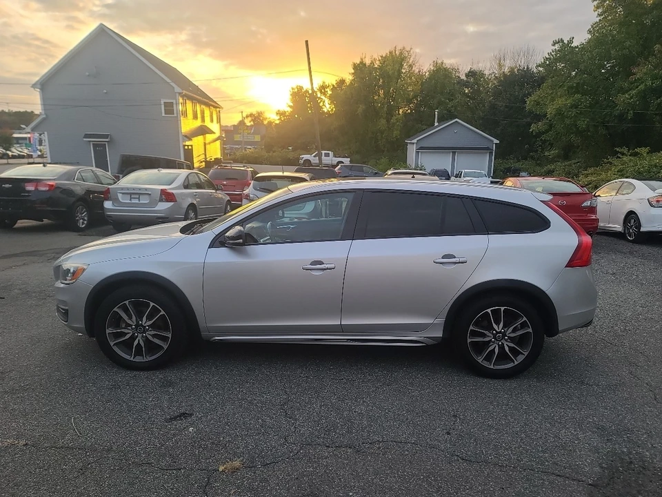 2016 Volvo V60 1st Gen - Image 4 of 21
