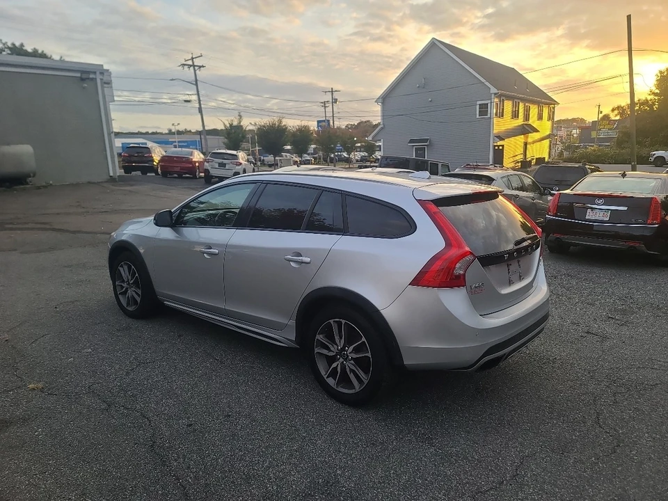 2016 Volvo V60 1st Gen - Image 5 of 21