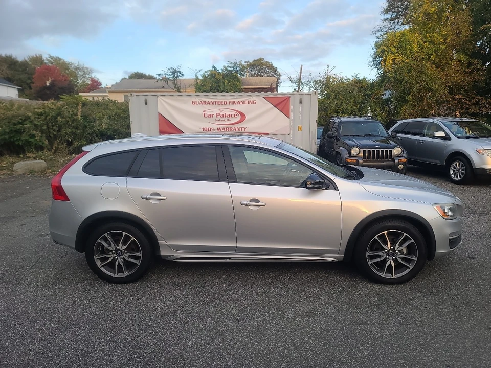 2016 Volvo V60 1st Gen - Image 8 of 21