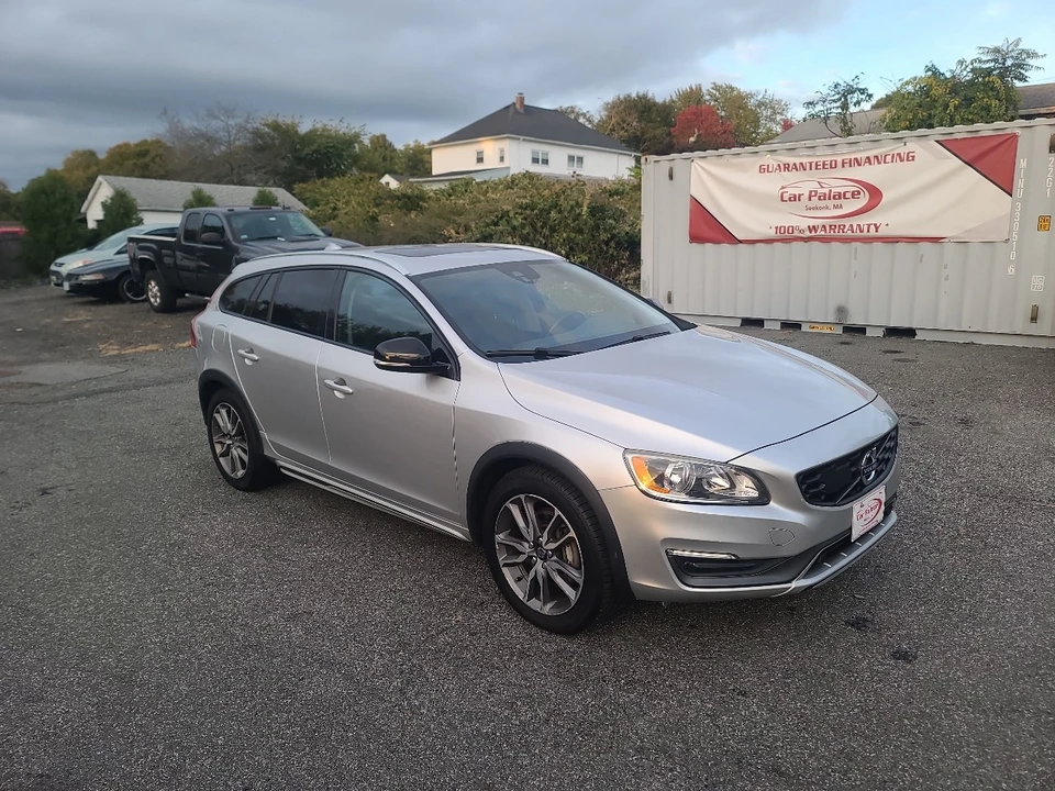 2016 Volvo V60 1st Gen - Image 9 of 21
