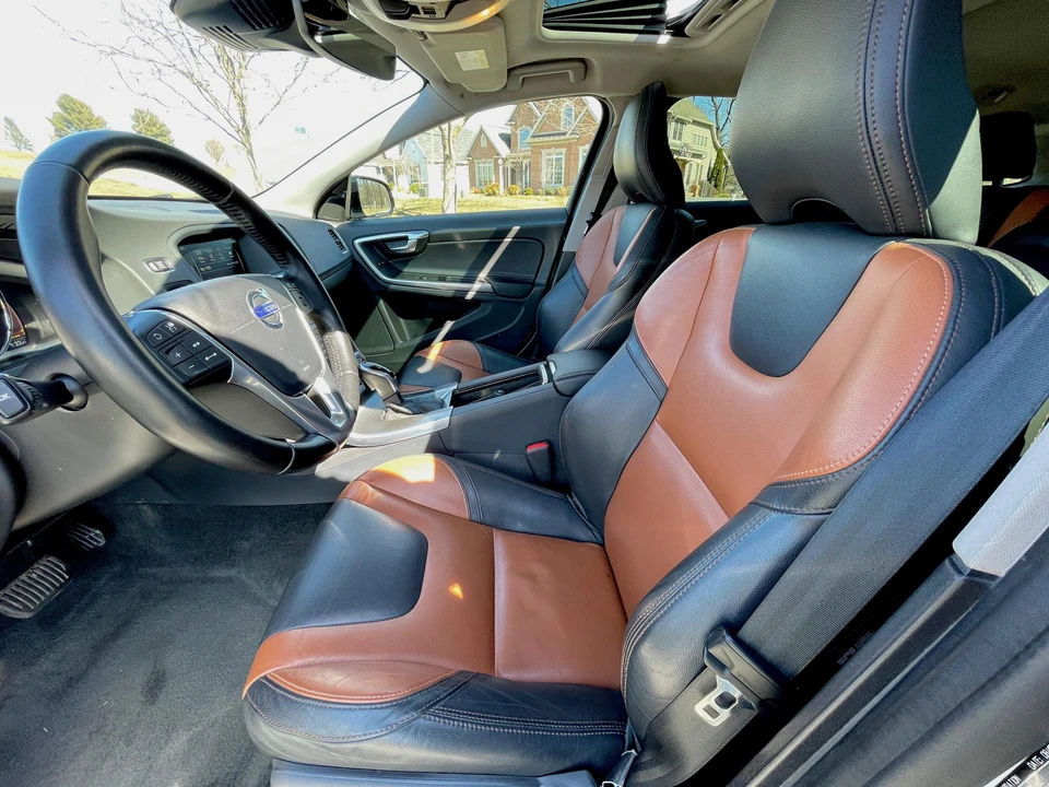 2016 Volvo V60 1st Gen - Image 30 of 31