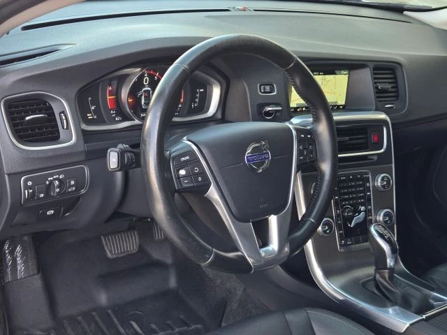 2016 Volvo V60 1st Gen - Image 11 of 31