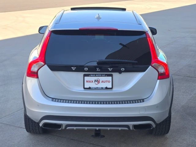 2016 Volvo V60 1st Gen - Image 7 of 31