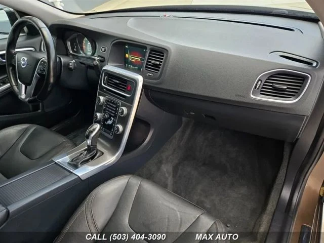 2016 Volvo V60 1st Gen - Image 2 of 21